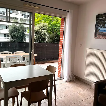 Cosy En Centre-ville - 4 Pers. Apartment La Teste-de-Buch